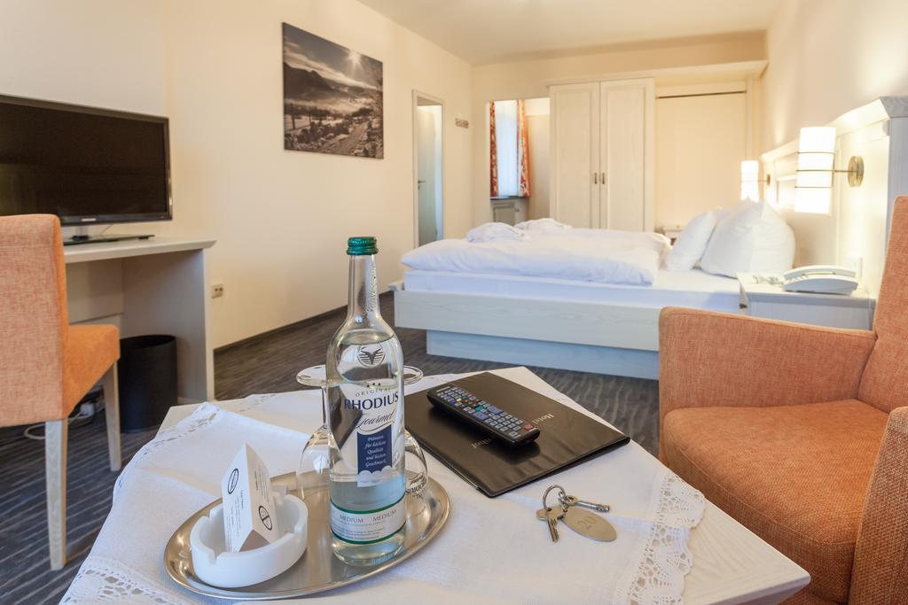 Hotel Magdalenenhof Inklusive Meinecardplus วิลลิงเงิน ห้อง รูปภาพ